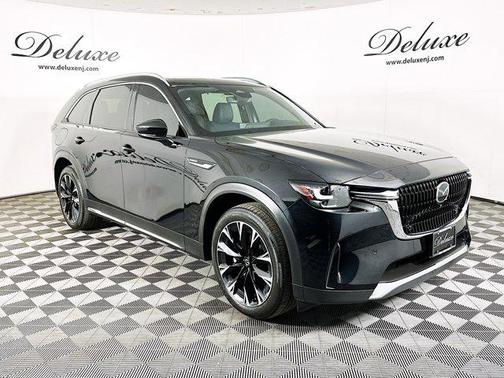 2024 Mazda CX-90 PHEV Premium Plus