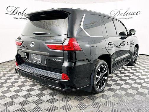 2021 Lexus LX 570 Three-Row