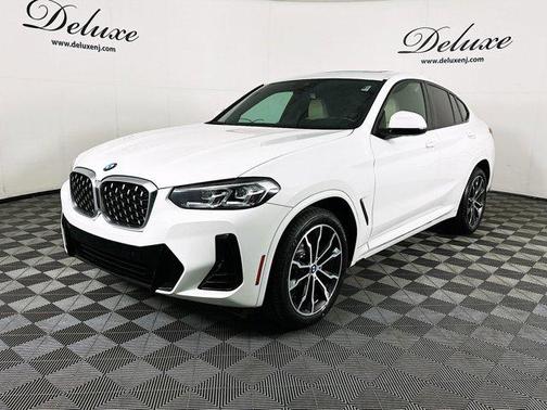 2022 BMW X4 xDrive30i