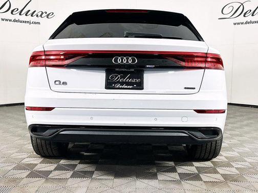 2020 Audi Q8 55 Premium