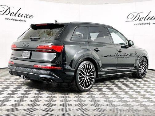 2025 Audi SQ7 4.0T Premium Plus