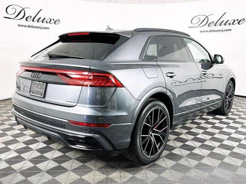 2023 Audi Q8 55 Prestige