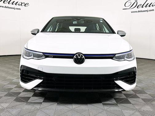 2024 Volkswagen Golf R 2.0T Manual