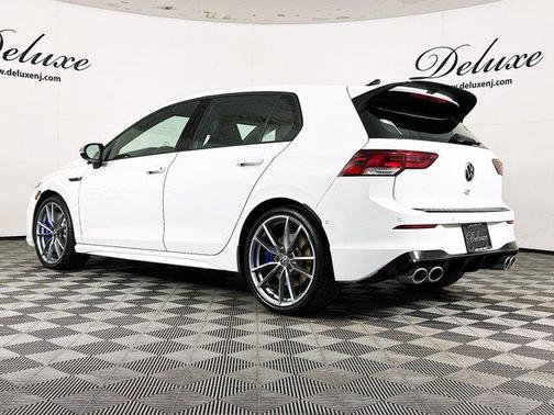 2024 Volkswagen Golf R 2.0T Manual