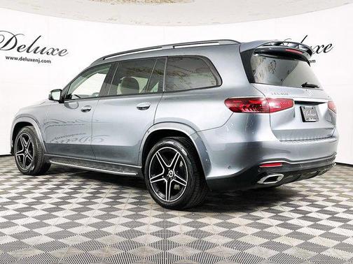 Selenite Grey Metallic 2024 Mercedes-Benz GLS 450 4MATIC