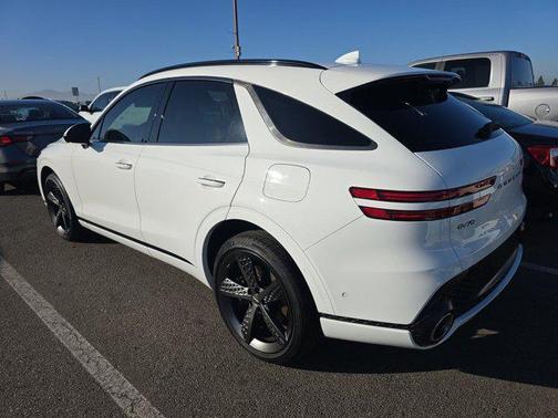 2023 Genesis GV70 2.5T