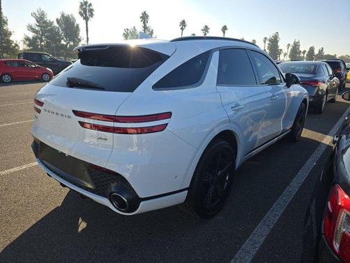 2023 Genesis GV70 2.5T