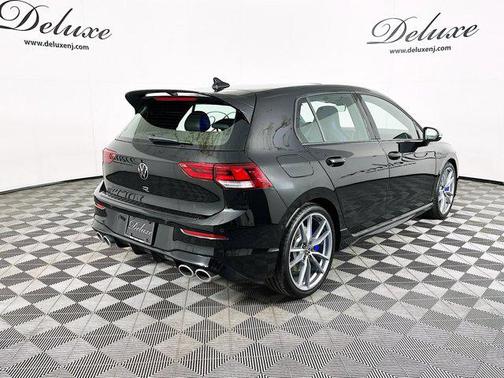 2024 Volkswagen Golf R 2.0T DSG