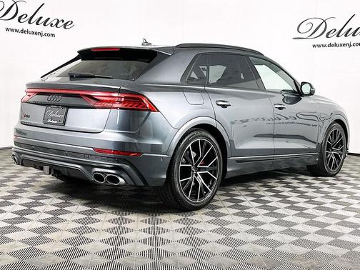 Daytona Gray Pearl Effect 2023 Audi SQ8 4.0T Prestige