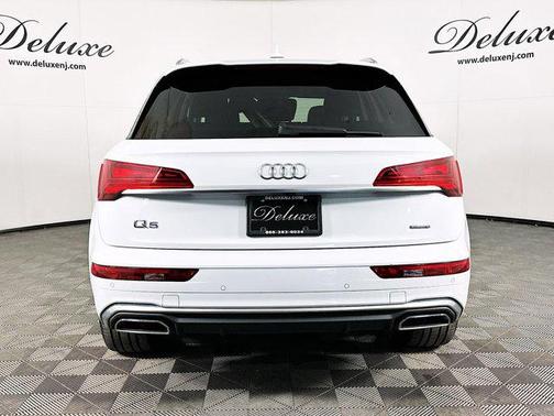 2021 Audi Q5 Premium Plus