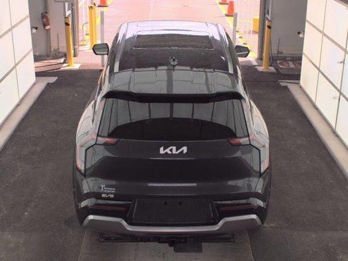 Panthera Metal 2024 Kia EV9 Land