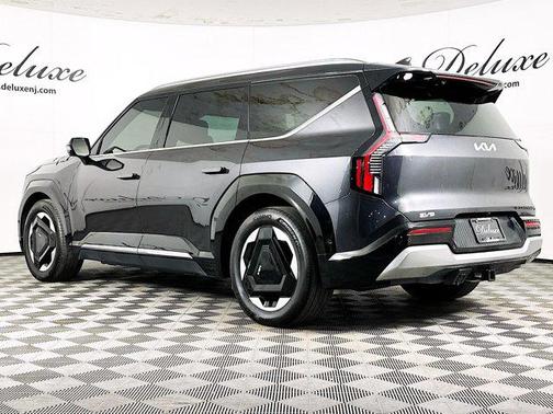 Panthera Metal 2024 Kia EV9 Land