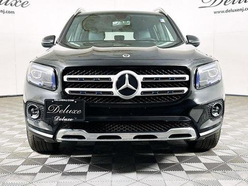 Night Black 2023 Mercedes-Benz GLB 250 4MATIC