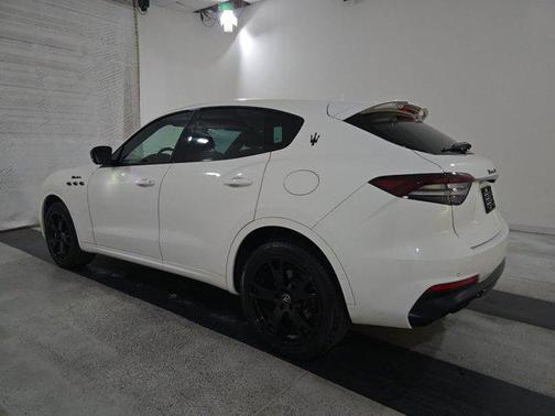 2022 Maserati Levante Modena