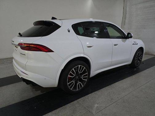 2023 Maserati Grecale Modena