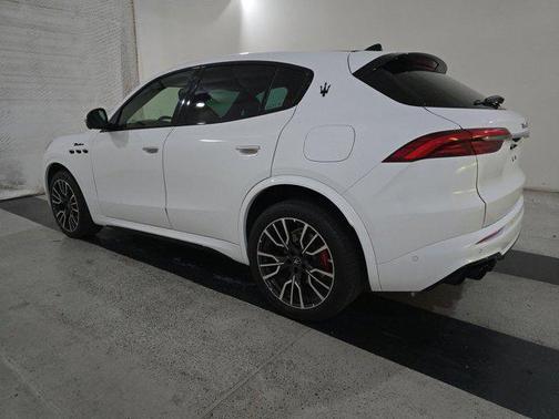 2023 Maserati Grecale Modena