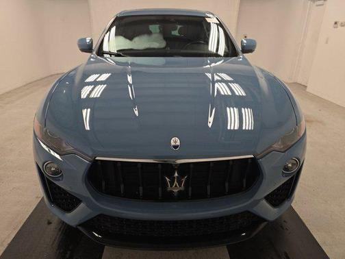 2023 Maserati Levante Modena