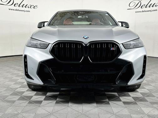 Frozen Pure Grey Metallic 2026 BMW X6 M60i