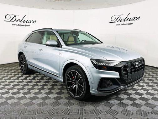 2023 Audi Q8 55 Premium Plus