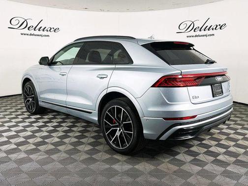 2023 Audi Q8 55 Premium Plus