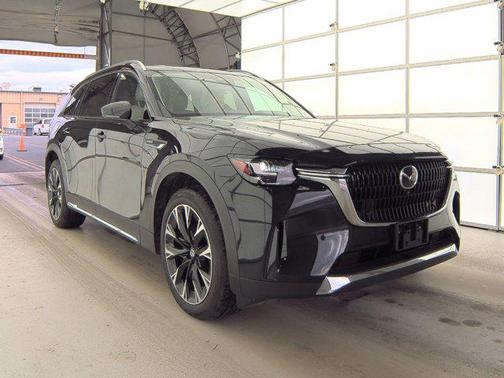 2024 Mazda CX-90 PHEV Premium Plus