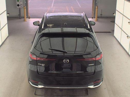 2024 Mazda CX-90 PHEV Premium Plus