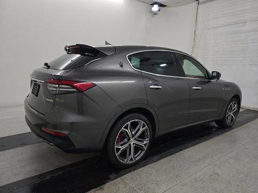 2023 Maserati Levante Modena