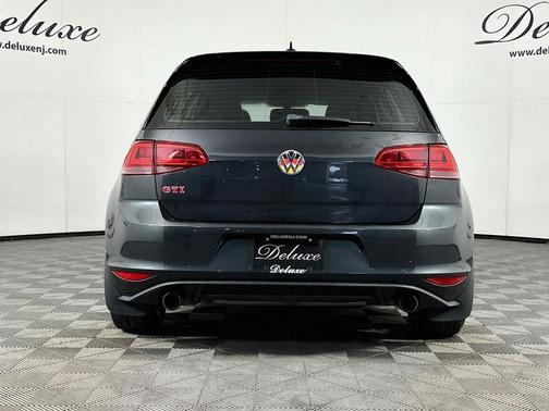 Deep Black Pearl 2016 Volkswagen Golf GTI 2.0T Autobahn w/Performance Package 4-Door