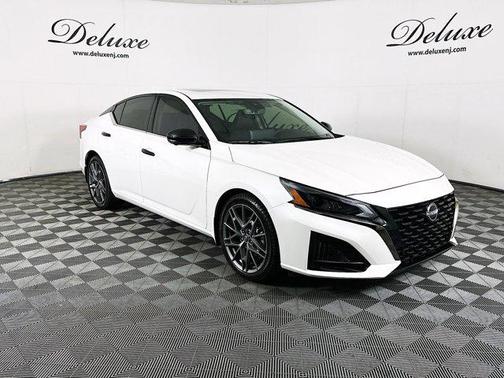 2024 Nissan Altima 2.0 SR