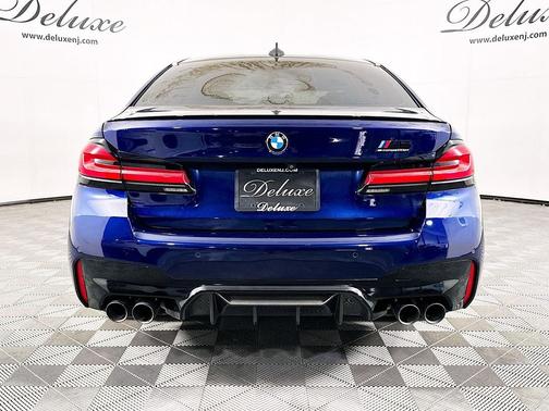 Tanzanite Blue II Metallic 2021 BMW M5 Base