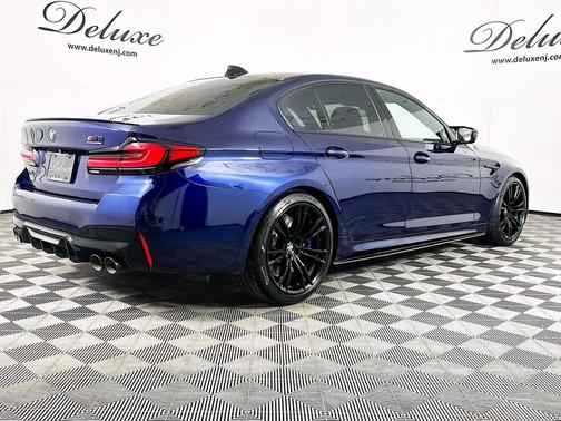 Tanzanite Blue II Metallic 2021 BMW M5 Base