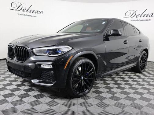 Photo 3 of 42 of 2020 BMW X6 M50i