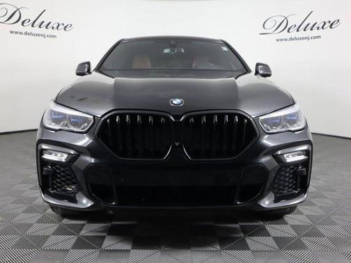 Photo 2 of 42 of 2020 BMW X6 M50i