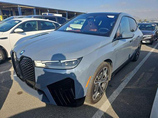 2022 BMW iX xDrive50