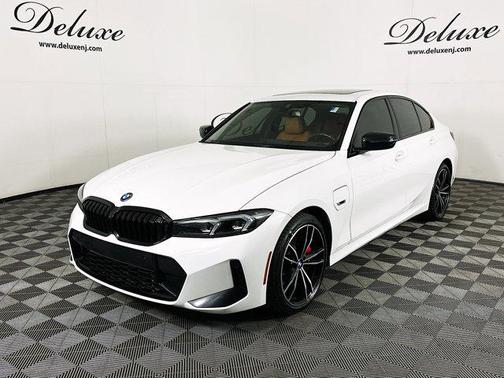 2023 BMW 330e Base