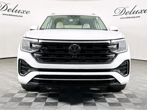 2024 Volkswagen Atlas 2.0T SEL Premium R-Line 4MOTION