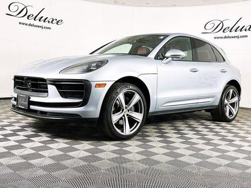2024 Porsche Macan Base