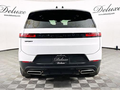 Borasco Grey Metallic 2025 Land Rover Range Rover Sport SE
