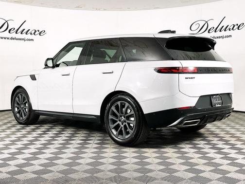 Borasco Grey Metallic 2025 Land Rover Range Rover Sport SE