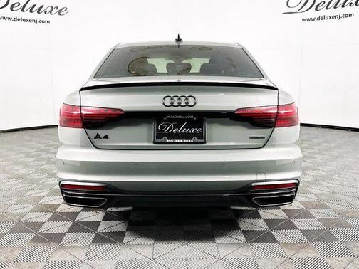 2024 Audi A4 45 S line Premium Plus