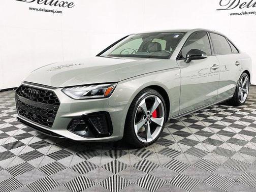 2024 Audi A4 45 S line Premium Plus