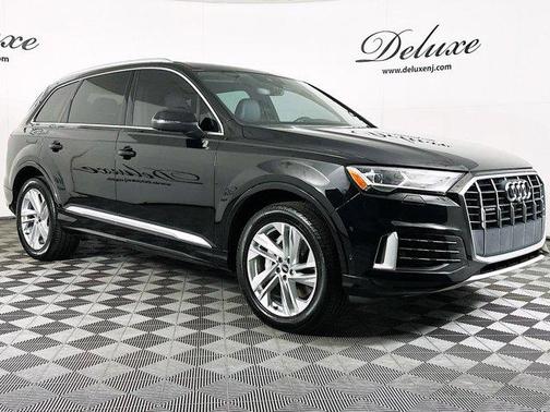 2021 Audi Q7 45 Premium Plus