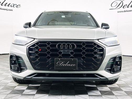 2023 Audi SQ5 3.0T Premium Plus