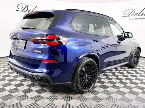 2024 BMW X5 M60i