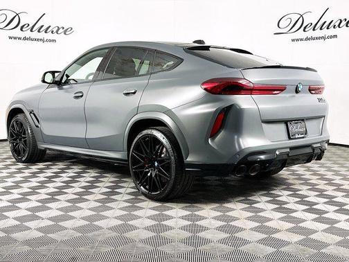 Dravit Grey Metallic 2024 BMW X6 M Competition