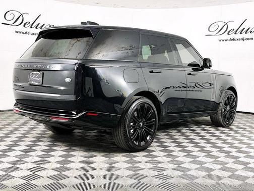 2023 Land Rover Range Rover SE