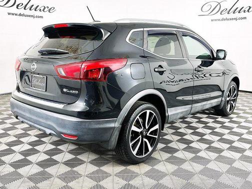 2017 Nissan Rogue Sport SL