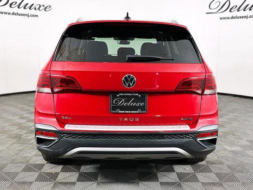 2023 Volkswagen Taos SEL