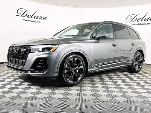 Samurai Gray Metallic 2025 Audi Q7 55 Prestige