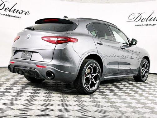 2022 Alfa Romeo Stelvio Veloce